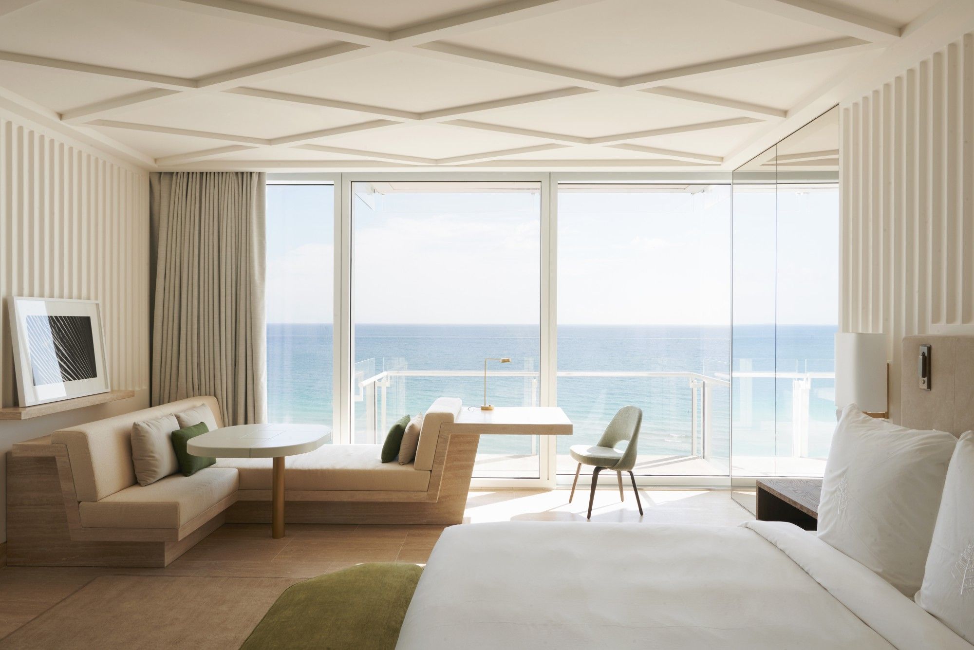 The Surf Club – Miami - Pacifici Travertine